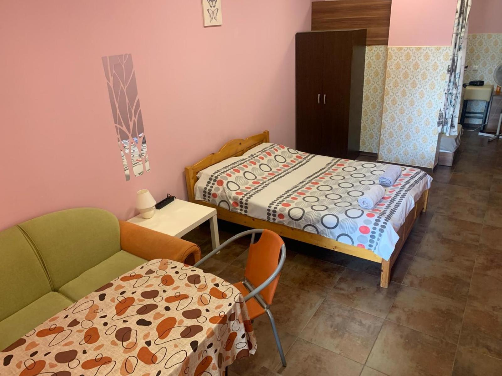 Like Home Guest Rooms — Photos 1